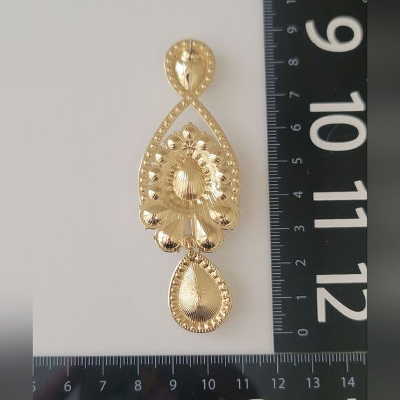 Eye Candy Earrings Gold Plated Glass Crystals Statement Earrings #547 - Picture 8 of 9